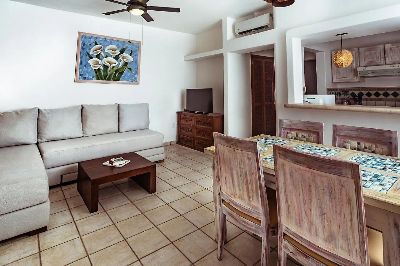 Fabiola Condo Hotel Playa del Carmen 4*,  Messico