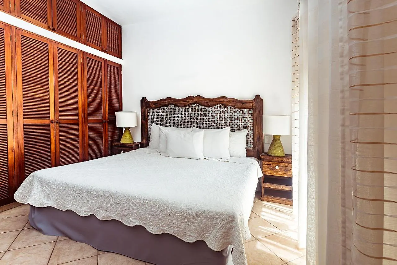****  Fabiola Condo Hotel Playa del Carmen Mexique