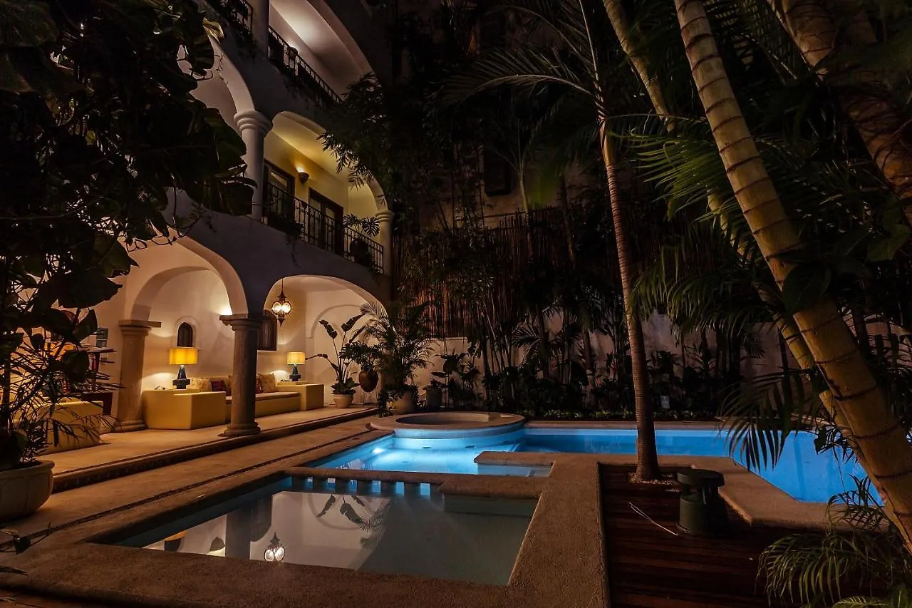 ****  Fabiola Condo Hotel Playa del Carmen Mexique